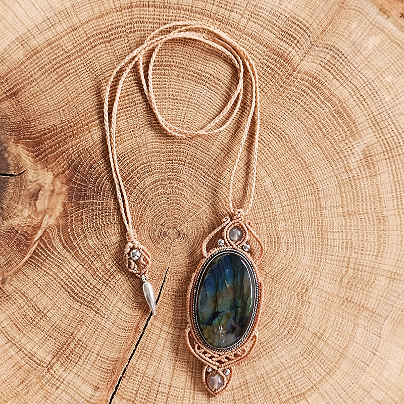 Sautoir labradorite, Laura macramé