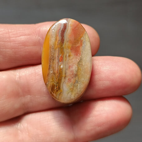 Agate de Montredon-Labessonnié (Tarn), lauramacrame.com